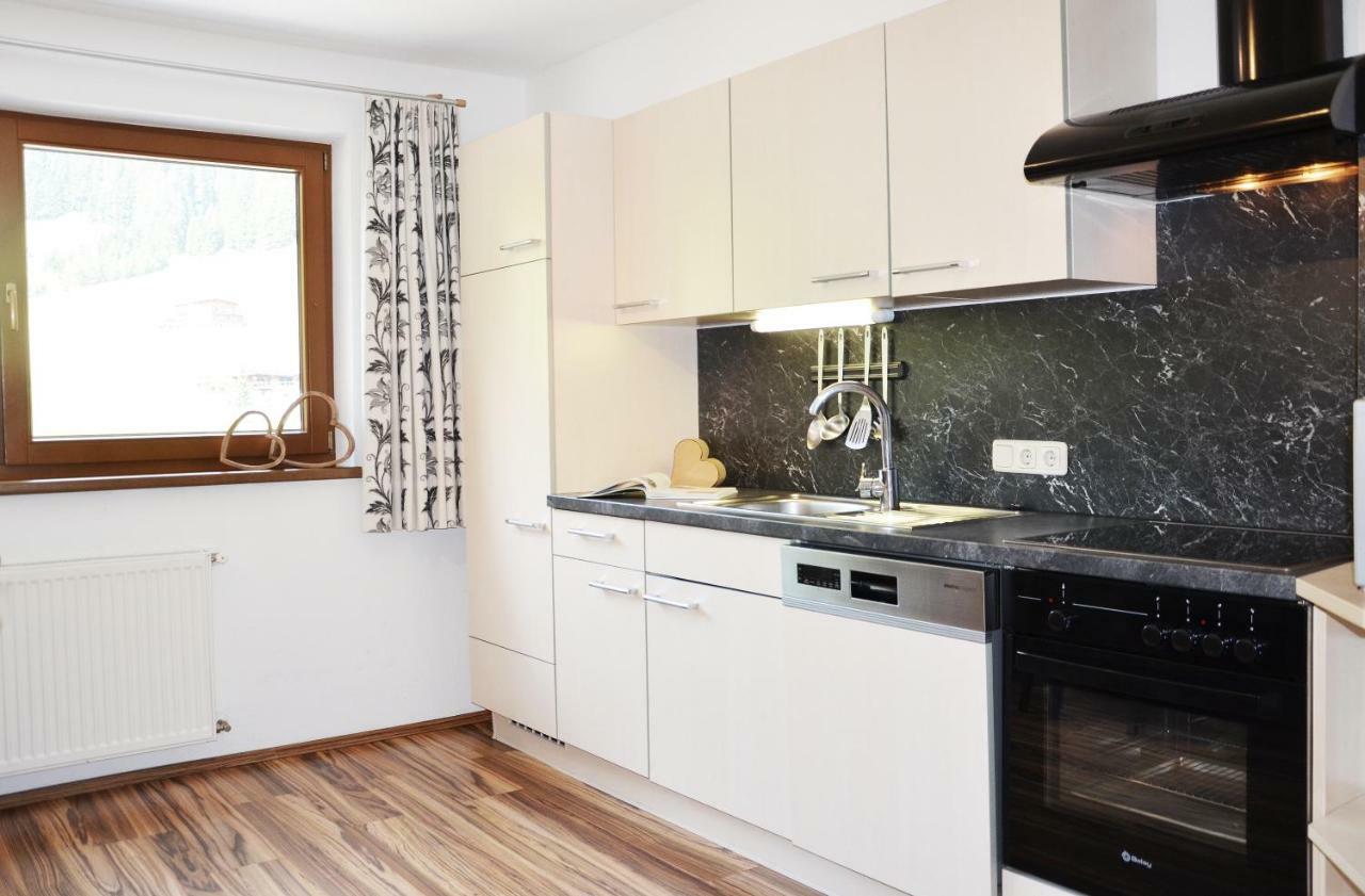 Appartments Enterwald Тукс Екстериор снимка